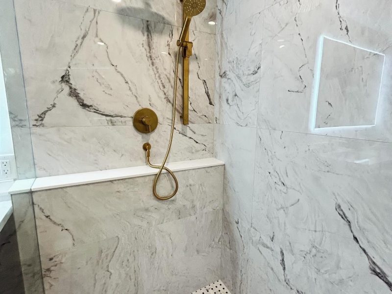 E2600D91-44E8-4E99-9D7A-31DEF4EA04DF